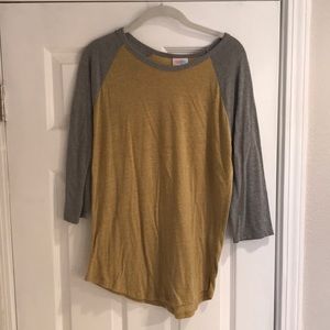 Medium Randy T by LuLaRoe